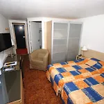 Le Relais Des Champs Hotel Eugenie-les-Bains