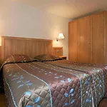 Le Relais Des Champs 3*