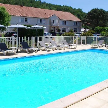 Le Relais Des Champs Hotel